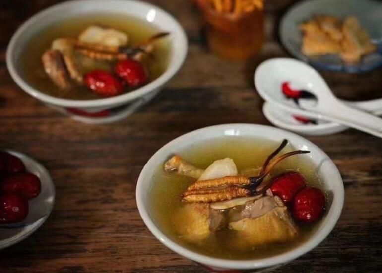 <a href=http://m.cyts-zx.com/chifa/ target=_blank class=infotextkey>冬蟲夏草的吃法</a>