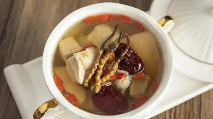 冬蟲夏草要蒸多久才好？把握時(shí)間，留住營(yíng)養(yǎng)